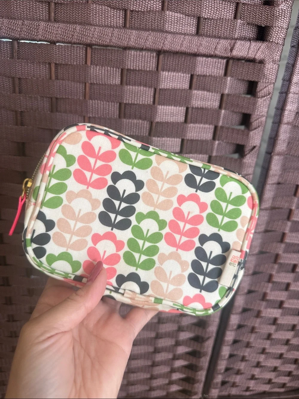 Orla Kiely Floral Leaf Pattern Cosmetic Pouch - Picture 15 of 16